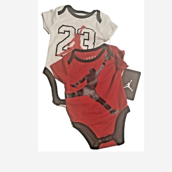 (2) Jordan 1 Pieces #23 Unisex Size 3 Months Red & White Cotton Poly Blend Snaps - Picture 2 of 5